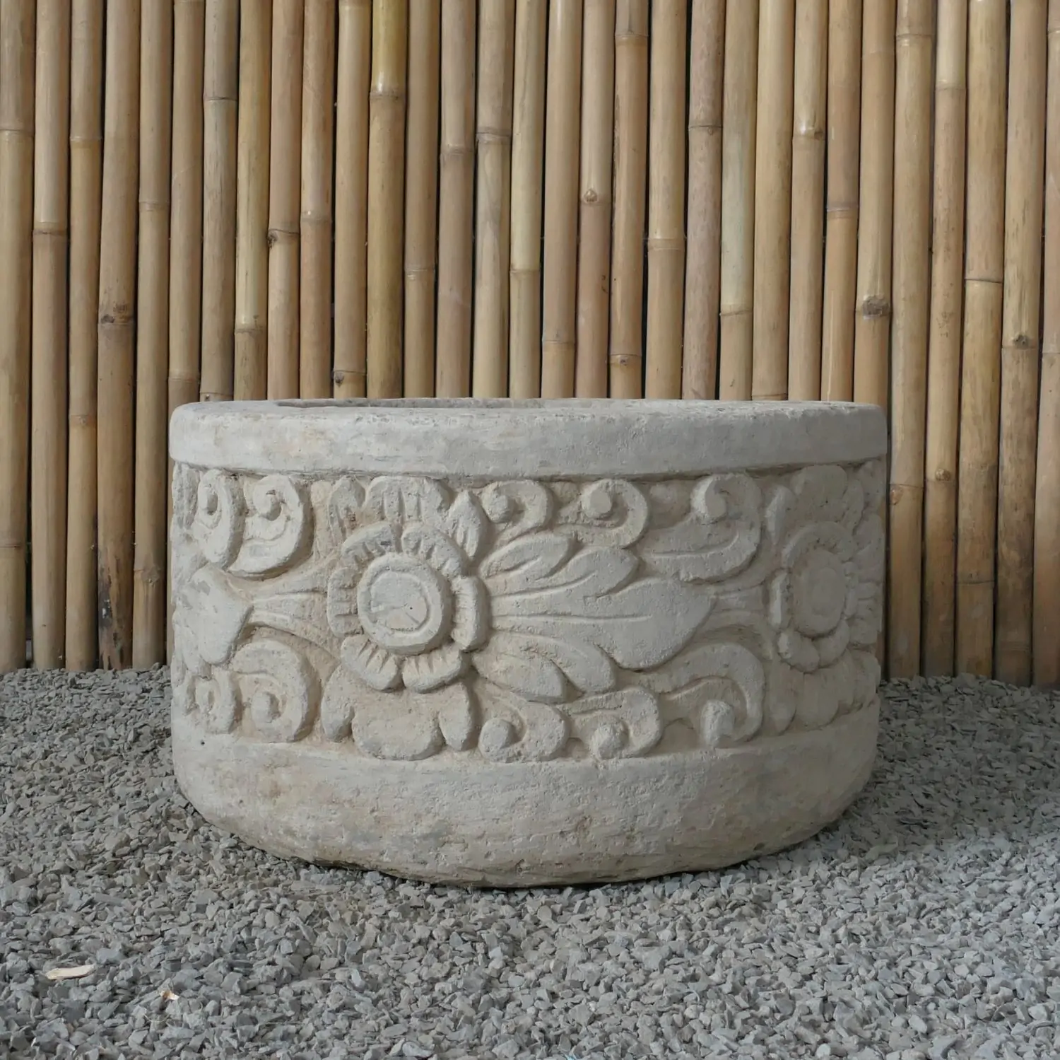  Product image 7 of the product “Balinese style tube round pot, with carving - 70cm Dia., 40 cm Height, Taro sand ”